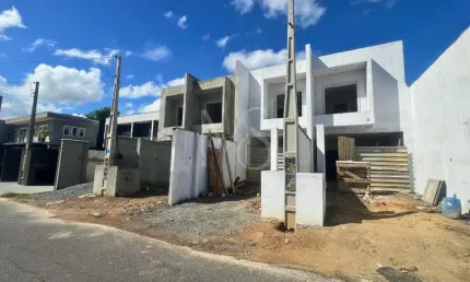 Casa com 3 quartos à venda no São Marcos, Joinville 