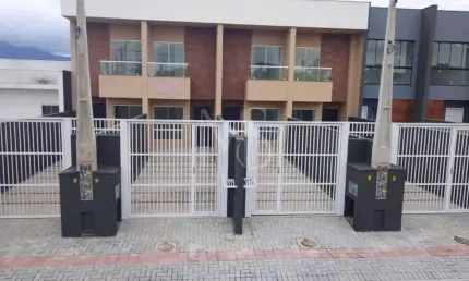 Sobrado Geminado com 1 suíte + 1 dorm à Venda no Bairro Vila Nova – Joinville/SC