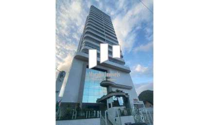 Belíssimo e amplo apartamento com varanda gourmet no Canto do Forte em Praia Grande - SP.