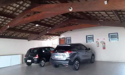 Casa com 2 suítes na Guilhermina em Praia Grande SP.
