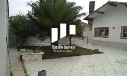 Casa isolda ampla a 50 metros do mar em praia grande s. paulo..