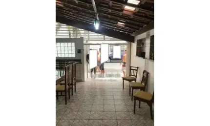 Casa 4 dormitórios a 100m da praia em Praia Grande S. Paulo...