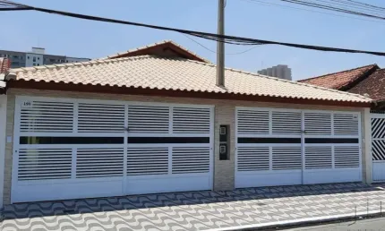 Casa com 2 quartos à venda na Rua Rosa Marli de Souza, 190, Vila Mirim, Praia Grande