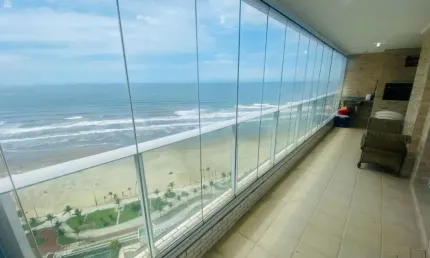 Apartamento de 3 dormitórios com vista panorâmica para o mar em Praia Grande SP