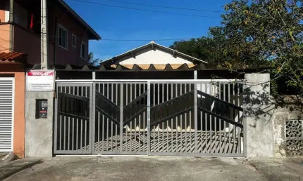 Casa com 2 quartos à venda na Rua Ágata, 17, Cidade da Criança, Praia Grande, 141 m2 por R$ 295.000
