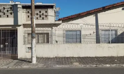 Casa com 2 dormitórios na Guilhermina em Praia Grande SP