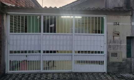 Casa com 3 quartos à venda na Rua Elvira Fernandes de Lima, 234, Sítio do Campo, Praia Grande, 130 m2 por R$ 405.000