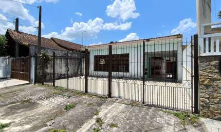 Imperdível oportunidade: Casa de 2 quartos no bairro Real, Praia Grande-SP, com 155m² e 6 vagas!