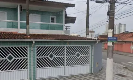 Imperdível: Casa à venda em Praia Grande-SP, bairro Maracanã, 3 quartos, 1 suíte, 1 sala, 3 banheiros, 2 vagas, 121,38m².