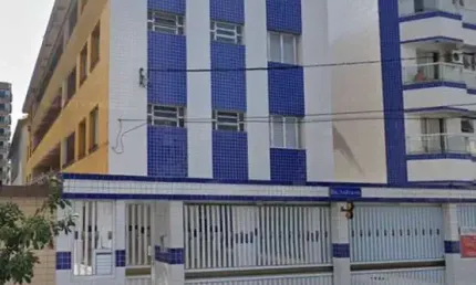 Apartamento à venda em praia grande-sp, guilhermina! 2 quartos, 1 banheiro, 1 vaga de garagem. venha conferir!