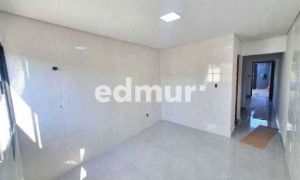 Casa com 2 quartos à venda no Parque Jaçatuba, Santo André  por R$ 499.000