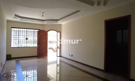 Casa com 3 quartos à venda na Vila Camilópolis, Santo André  por R$ 820.000