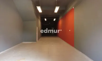 Sala comercial para alugar na Vila Camilópolis, Santo André  por R$ 4.200