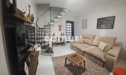 Casa com 2 quartos para alugar na Vila Bastos, Santo André  por R$ 5.200
