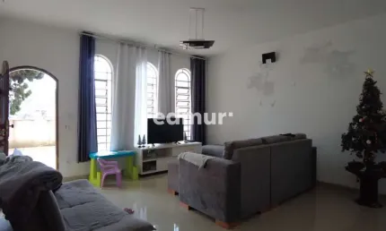 Casa com 3 quartos para alugar no Jardim das Maravilhas, Santo André  por R$ 3.500