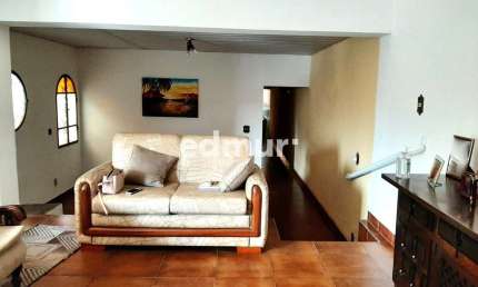 Casa com 4 quartos à venda no Santa Teresinha, Santo André  por R$ 520.000