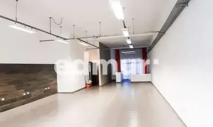 Sala comercial para alugar no Parque das Nações, Santo André  por R$ 4.000