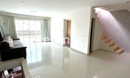 Casa com 3 quartos para alugar na Vila Curuçá, Santo André  por R$ 4.000