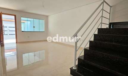 Casa com 3 quartos à venda na Vila Curuçá, Santo André  por R$ 900.000