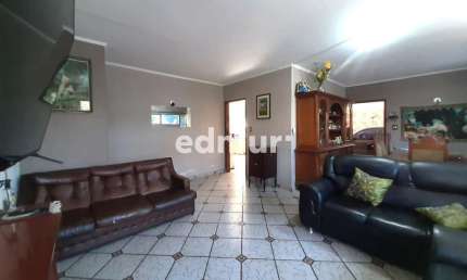 Casa com 3 quartos para alugar no Santa Teresinha, Santo André  por R$ 6.000