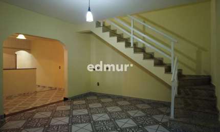 Casa com 4 quartos à venda na Vila Guarani, Santo André  por R$ 880.000