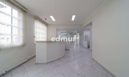 Sala comercial com 1 sala para alugar no Centro, Santo André  por R$ 2.300