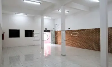 Sala comercial com 2 salas para alugar no Parque Oratório, Santo André  por R$ 3.900