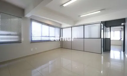 Sala comercial para alugar na Vila Bastos, Santo André  por R$ 2.500