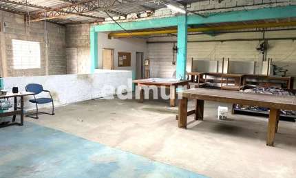 Prédio com 1 sala à venda no Parque Novo Oratório, Santo André  por R$ 1.300.000