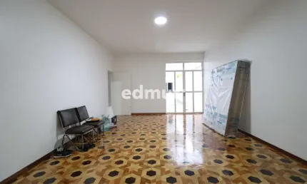 Casa com 3 quartos para alugar na Vila Assunção, Santo André  por R$ 12.900