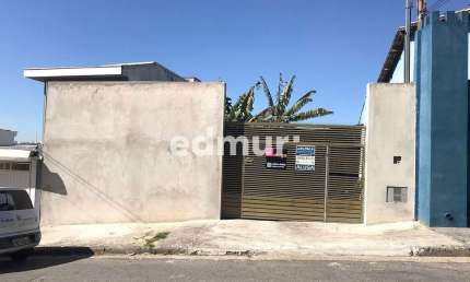 Terreno comercial para alugar no Parque Jaçatuba, Santo André  por R$ 2.400