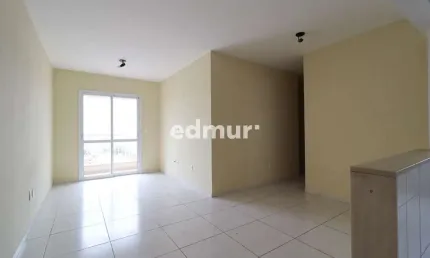 Apartamento com 3 quartos para alugar no Jardim Utinga, Santo André  por R$ 1.900