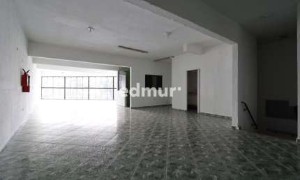 Sala comercial para alugar no Parque das Nações, Santo André  por R$ 4.500