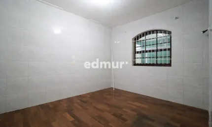 Casa com 4 quartos à venda na Vila Curuçá, Santo André  por R$ 650.000