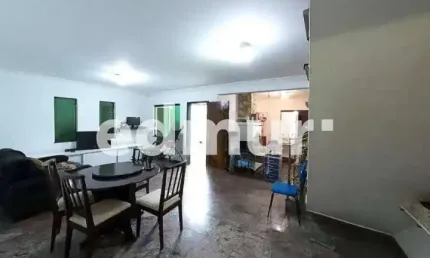 Casa com 5 quartos para alugar na Vila Curuçá, Santo André  por R$ 4.000