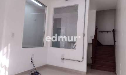 Casa com 1 quarto à venda no Centro, São Caetano do Sul  por R$ 750.000