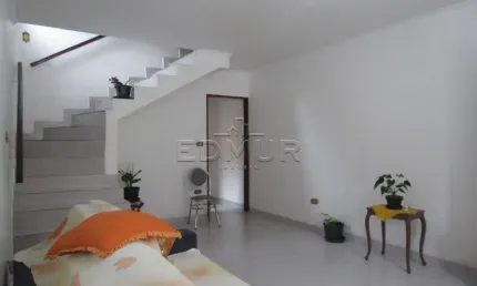Casa com 3 quartos à venda no Jardim Teles de Menezes, Santo André  por R$ 425.000