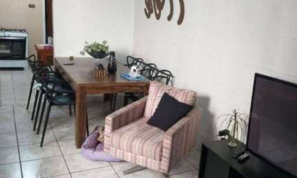 Casa com 3 quartos para alugar na Vila Palmares, Santo André  por R$ 3.250