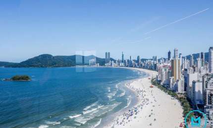 Belissímo Apartamneto Frente Mar de Balneário Camboriú,SC.
