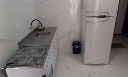 Apto todo reformado e mobiliado de um quarto, próximo a praia central em Balneár