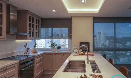 Apartamento com 3 Suítes Vista incrível mobiliado e Lazer em Balneário Camboriú