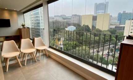 Apartamento a Venda em São Paulo, com contrato de locação ativo.