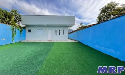 Casa com duas suítes em Ubatuba, Praia da Maranduba. Aceita financiamento bancário. Casa nova.