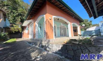 Casa na Tabatinga à venda, com 3 dormitórios, aceita financiamento bancário.