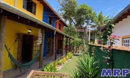 Pousada á venda no Ubatumirim em Ubatuba. com 4 chalés