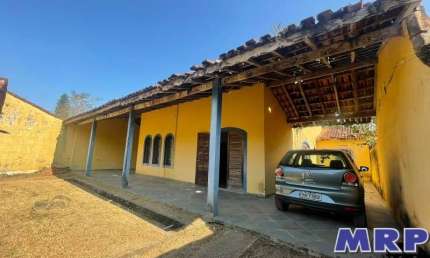 Casa a venda em Ubatuba, com 3 suítes no bairro do Sertão da Quina a 3 km da Praia de Maranduba.