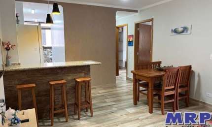 Apartamento a venda em Ubatuba, com 2 dormitórios, sendo 1 suíte , dentro de condomínio a 400 metros da Praia do Sapê.