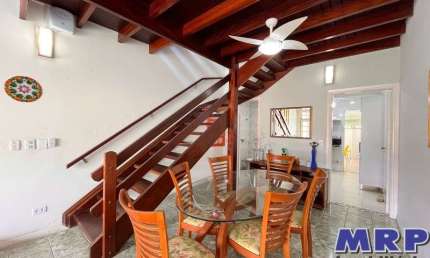 Tríplex à venda em Ubatuba. com 3 dormitórios. Saco da Ribeira em Ubatuba. Com área de lazer.