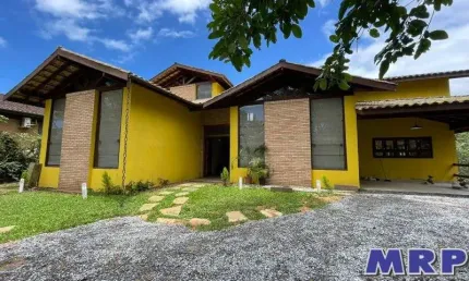 CA00636 - Casa a venda em condomínio fechado na Praia Dura