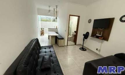 Apartamento para locação na Praia do Sape, Ubatuba-SP: 1 quarto, 1 sala, 1 banheiro, 1 vaga de garagem - 31,00 m²!